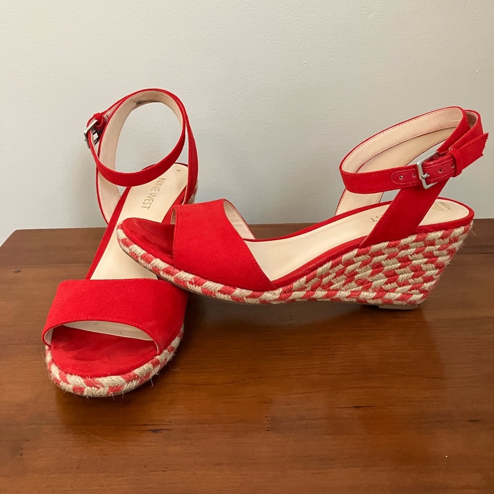 Nine West Strappy Red Wedge Sandals Size 8.5M